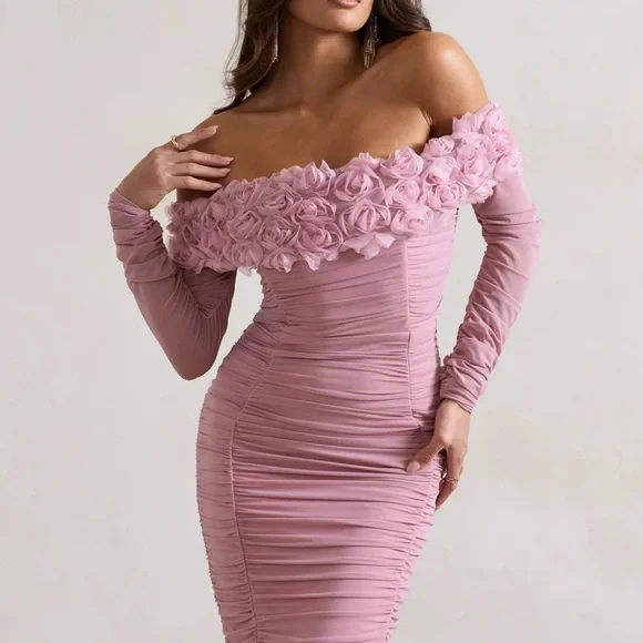 Club L London Off-Shoulder Pink Ruched Dress - Picture 3 of 4